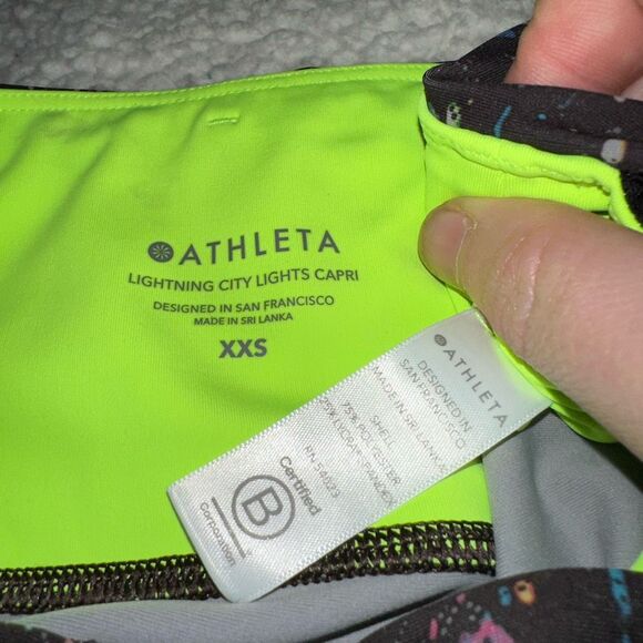 Athleta Lightning City Lights Multi Color Pattern Capri Leggings XXS EUC - Picture 6 of 11